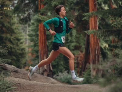 Comment structurer un plan d'entraînement 12 semaines pour passer de 10 km à un semi-marathon sans blessure